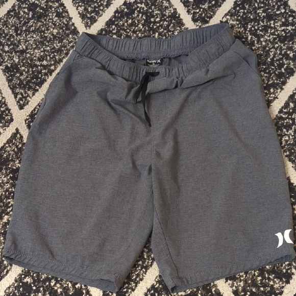 Hurley Boys Size XL Pull On Shorts Pockets Elastic Band Gray - Picture 1 of 6